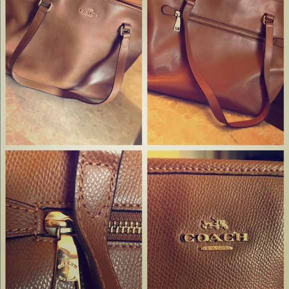 Coach Handbags - Coach crossgrain leather city zip top tote